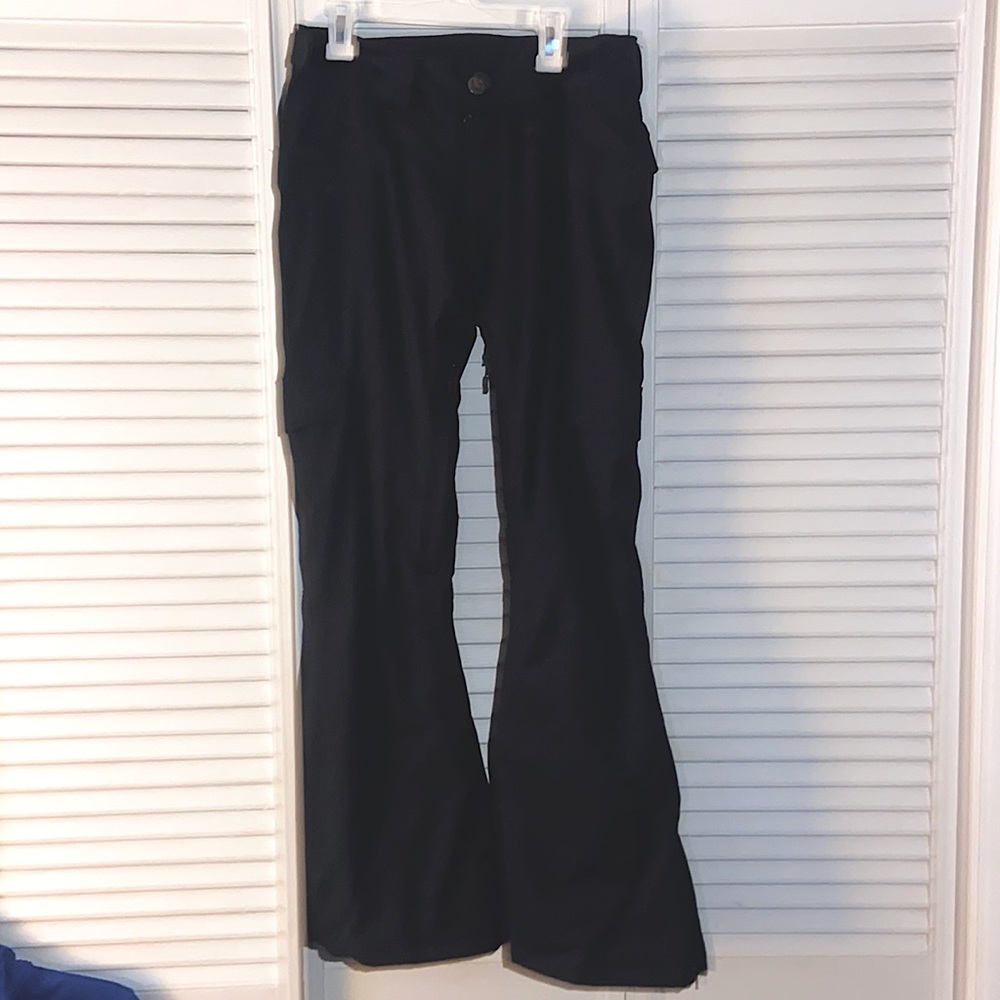 Black ski pants-like new, never worn, ski trip was canceled. Size 4-BoulderGear